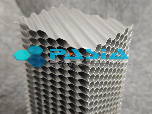 China Corrosion Resistant Aluminum Honeycomb Impact Attenuator with 2000 to 3850 psi Crush Strength for Marine Transport and Long Term Storage fornecedor