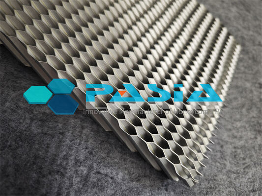China 5052 Aluminum Honeycomb Energy Absorber with Gradient Thickness Cell Walls for Low-velocity Impact fornecedor