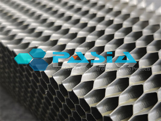 High Specific Energy Absorption Flame Retardant Aluminum Honeycomb Core For Under Water Marine Use fornecedor