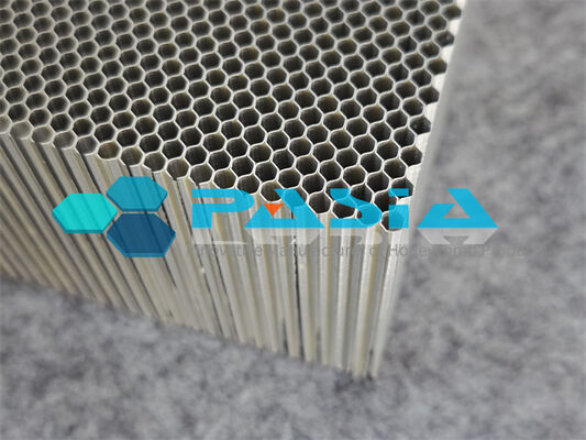 Un-crushed Cross-core Aluminum Honeycomb Impact Attenuator With Initial Peak Stress Elimination Option for Safety-related Nuclear Structures fornecedor