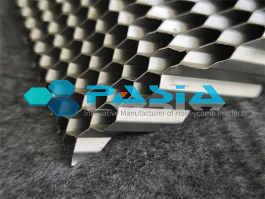 High Specific Surface Area Angled Aluminum Honeycomb Core For Air Purification fornecedor