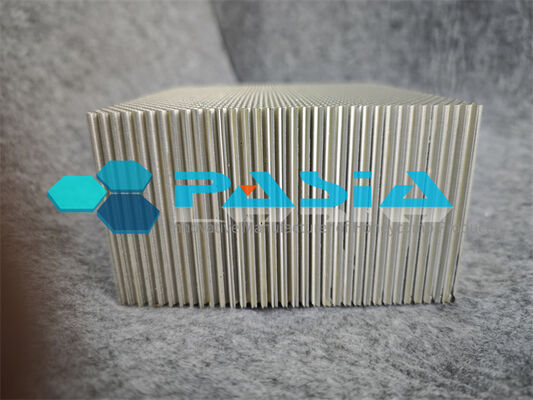 Auxetic Re-entrant Columnar Honeycomb Energy Absorber with Compression Torsion Coupling Mode and 3.2 Times SEA Increase under High Speed Impact fornecedor