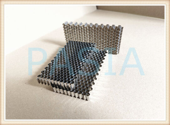 High Temperature Tolerance Low Pressure Drop EMI Shielding Stainless Steel Honeycomb Air Flow Straightener for Engine Intake Testing fornecedor